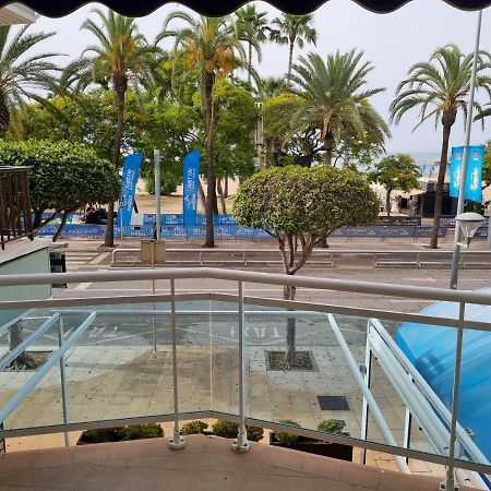 APARTAMENTO PRIMERA LINEA MAR CAMBRILS cerca PUERTO Esterno foto