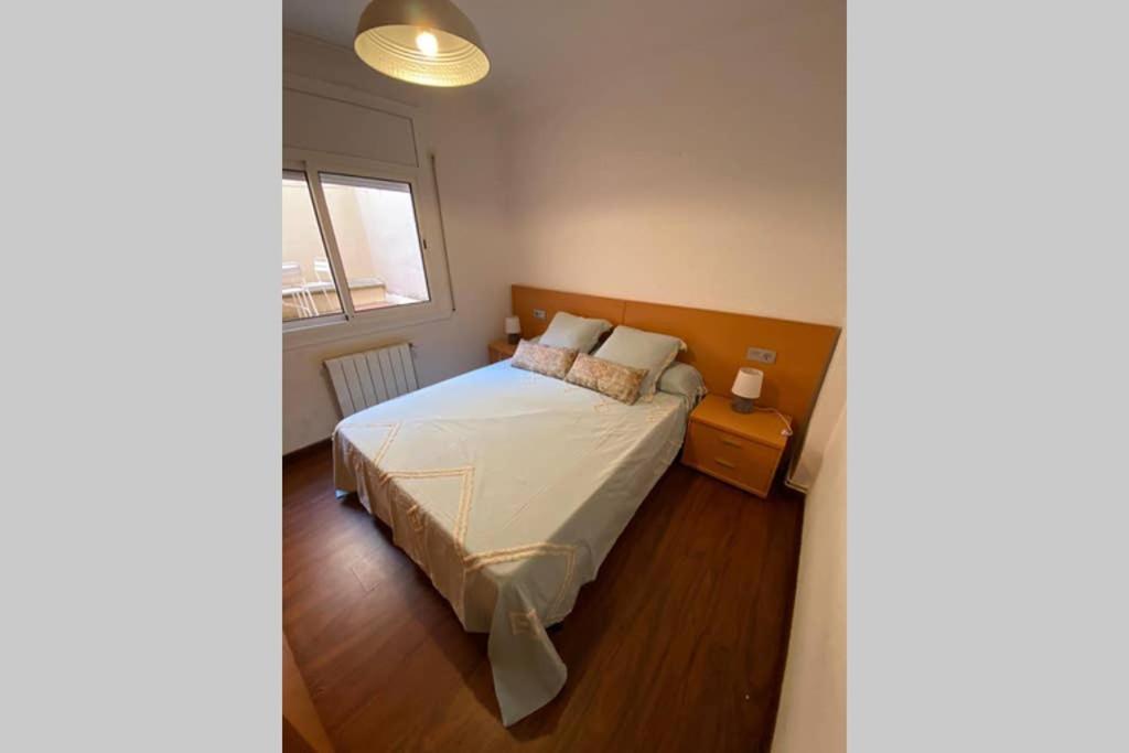 APARTAMENTO PRIMERA LINEA MAR CAMBRILS cerca PUERTO Esterno foto