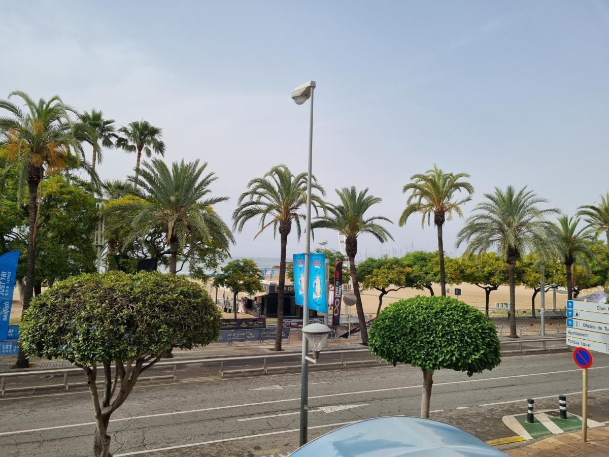 APARTAMENTO PRIMERA LINEA MAR CAMBRILS cerca PUERTO Esterno foto