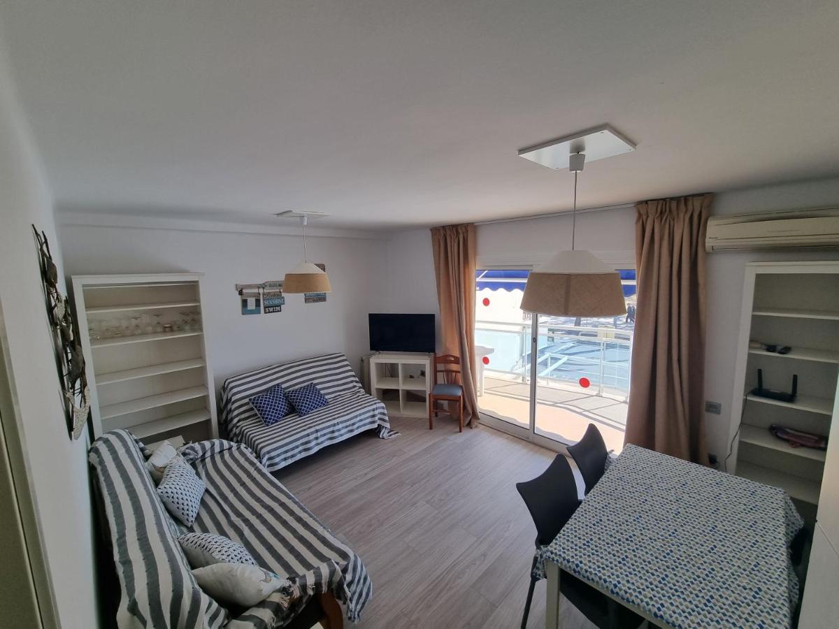 APARTAMENTO PRIMERA LINEA MAR CAMBRILS cerca PUERTO Esterno foto